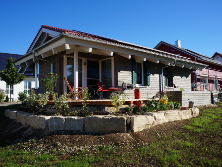 Bungalow mit Terasse